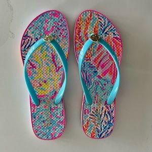 Lilly Pulitzer Pool Flip Flops size 7/8